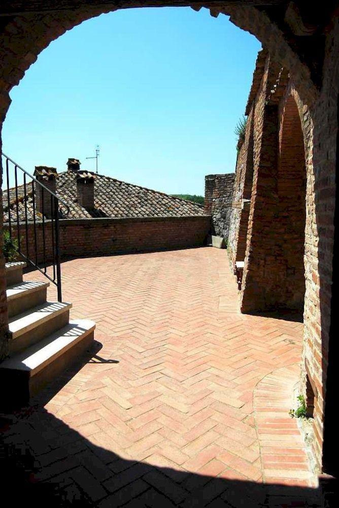 B&B Al Castello Fabro Dış mekan fotoğraf